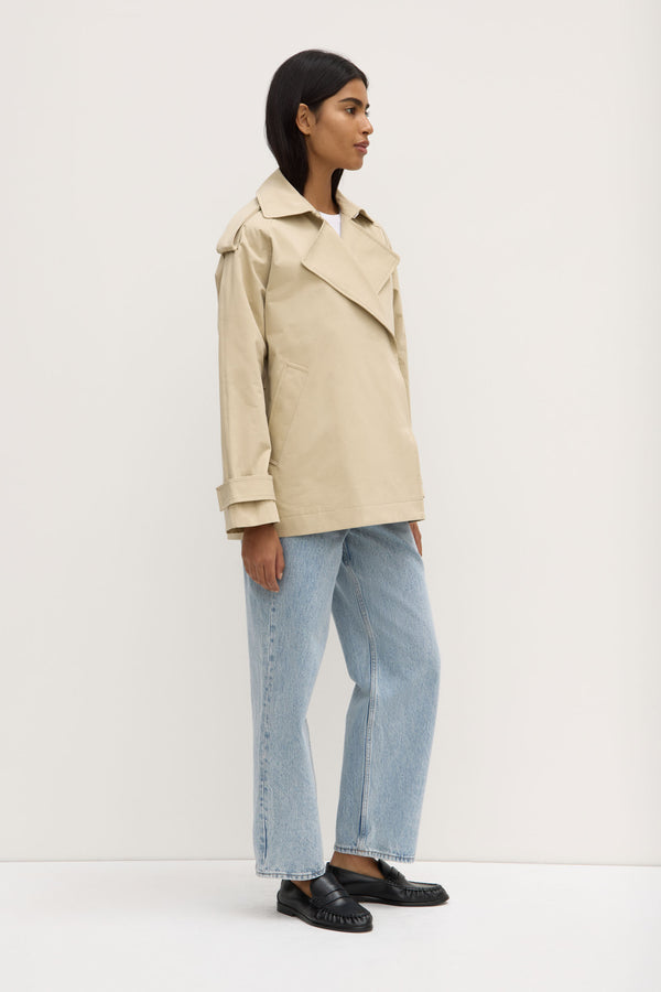 Arden Short Mac Jacket