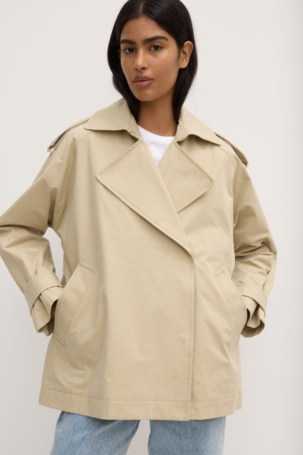 Arden Short Mac Jacket