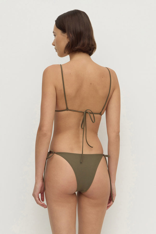 Cruise_String_Bikini_Top_Hunter_0199