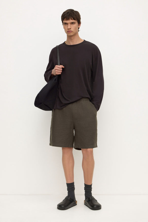 Finley_Linen_Short_Dark_Military_0944