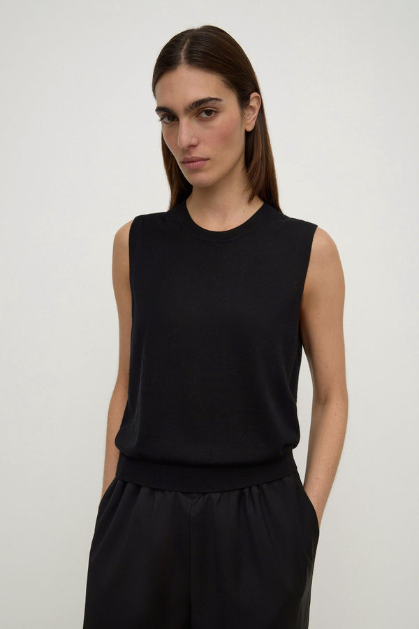 Freya_Silk_Merino_Knit_Sleeveless_Crew_Black_1687