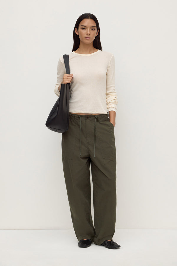 Gigi_Barrel_Pant_Dark_Military_1150