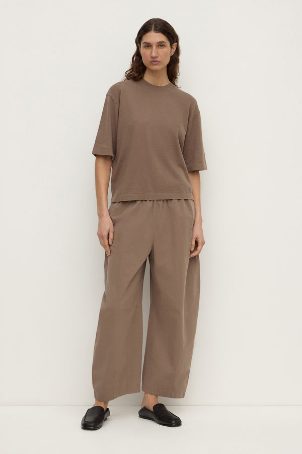 Kensy_Cotton_Cashmere_Tee_Dark_Sand_1277