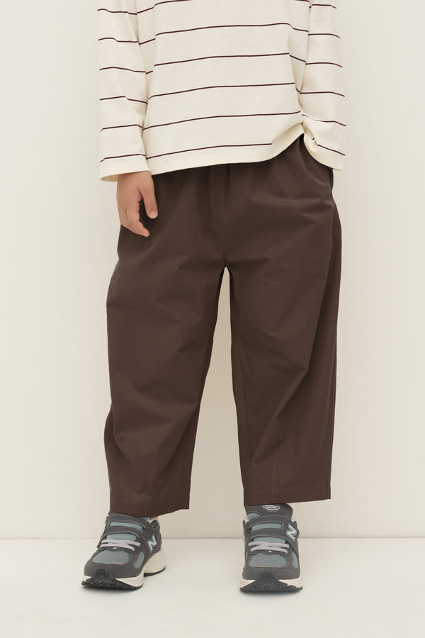 Kids_Lola_Barrel_Leg_Pant_Ganache_3