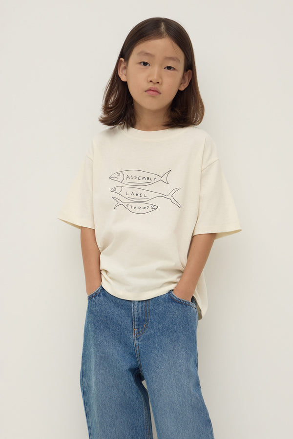 Kids_Studios_Tee_Pebble_True_Navy_0066