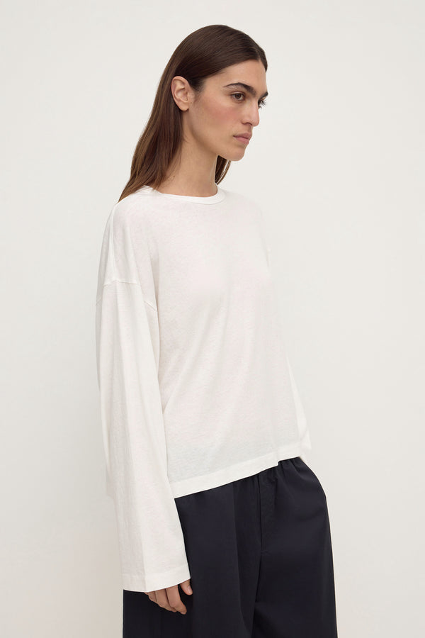 Kira_Cotton_Hemp_Long_Sleeve_Tee_Antique_White_0970