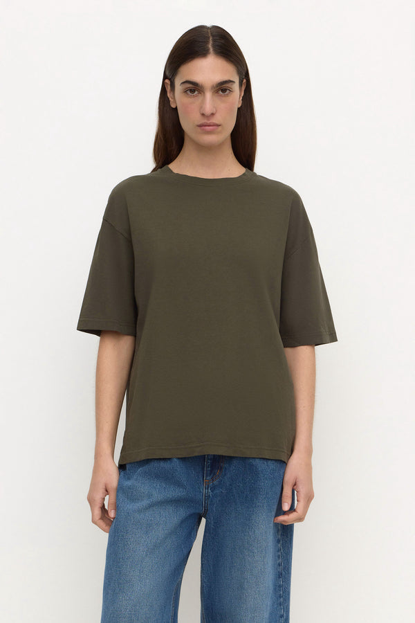 Kira_Cotton_Hemp_Tee_Dark_Military_1465