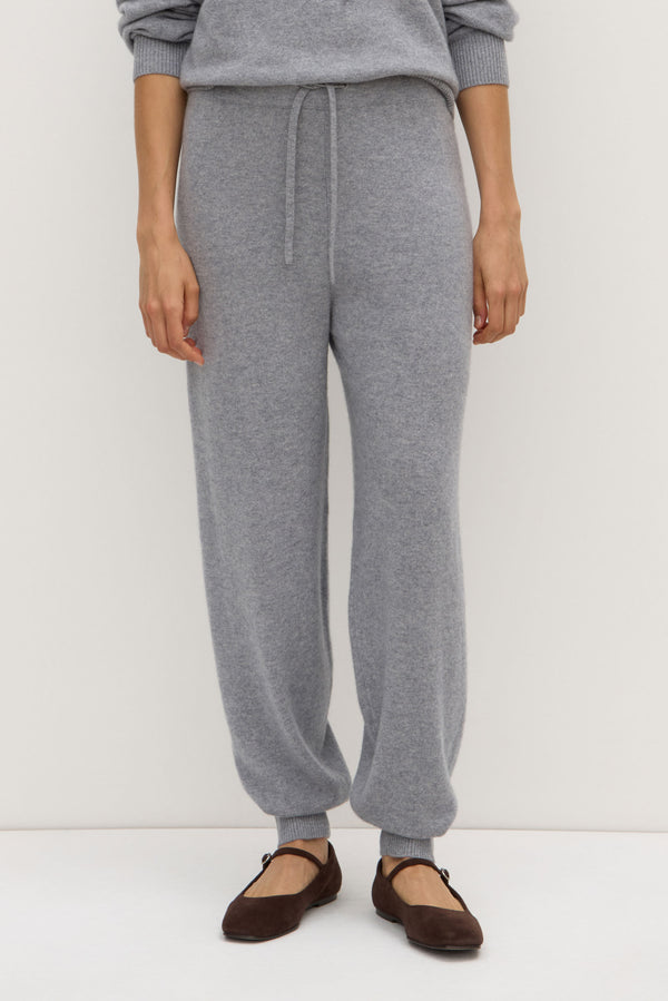 Lorrie_Cashmere_Lounge_Pant_Grey_Marle_1279jpeg