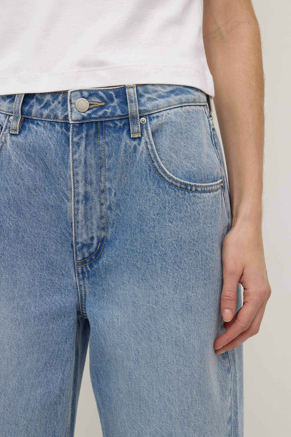 Low_Curve_Mid_Rise_Jean_Indigo_Fade_1286