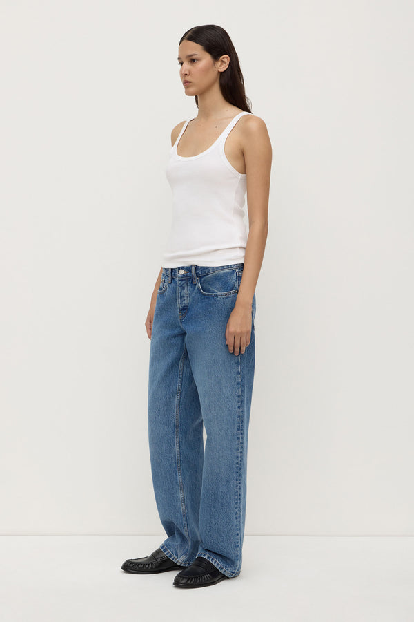 Low Rise Relaxed Jean