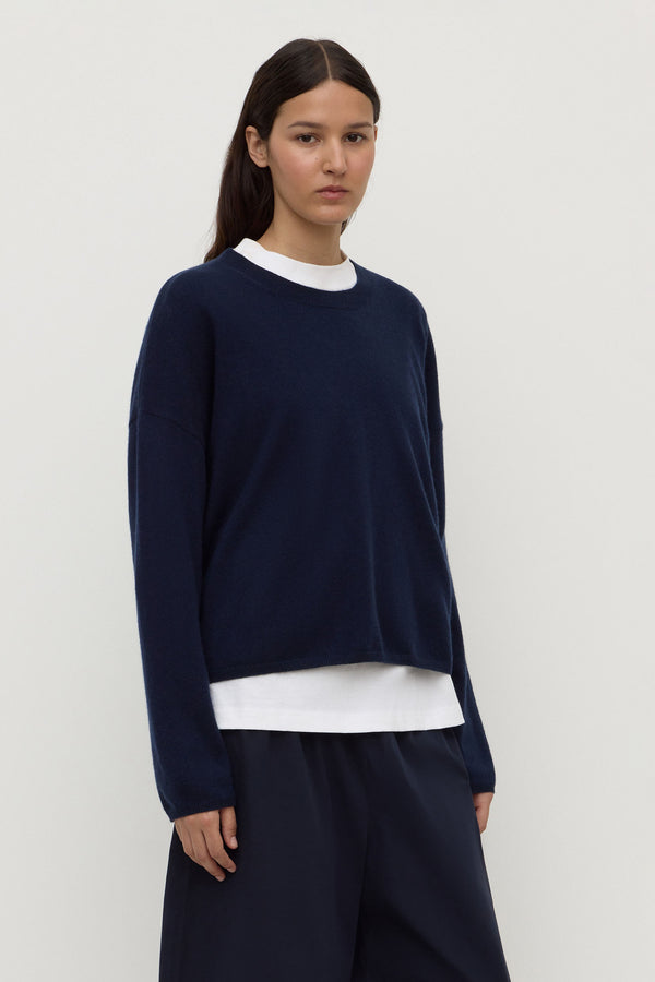 Odelle_Cashmere_Knit_Ink_0941