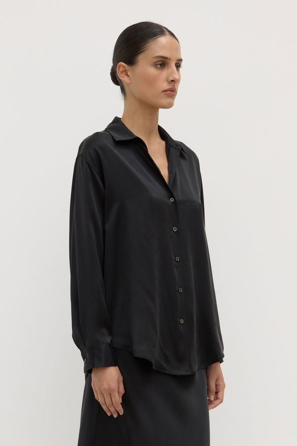 Pippa_Silk_Long_Sleeve_Shirt_Black_2052jpeg