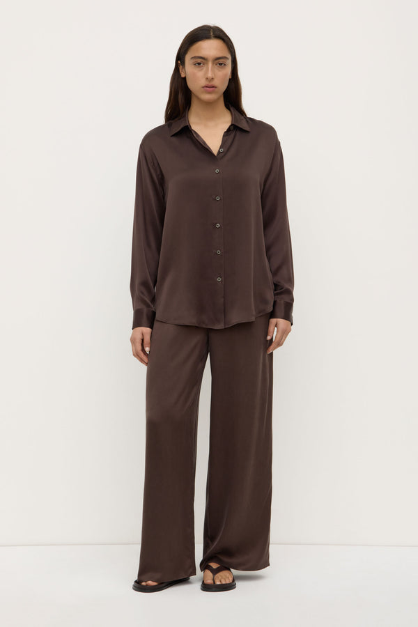 Pippa_Silk_Long_Sleeve_Shirt_Ganache_0917jpeg
