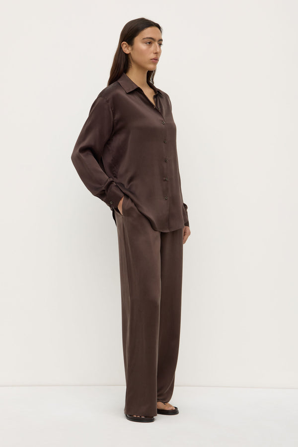 Pippa_Silk_Long_Sleeve_Shirt_Ganache_0925jpeg