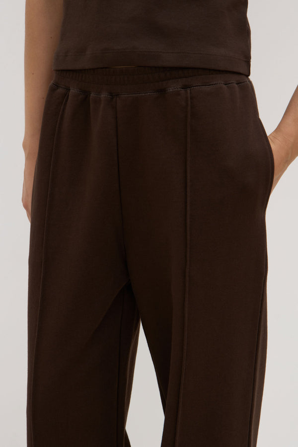 Recreation_Fleece_Pant_Ganache_1369jpeg