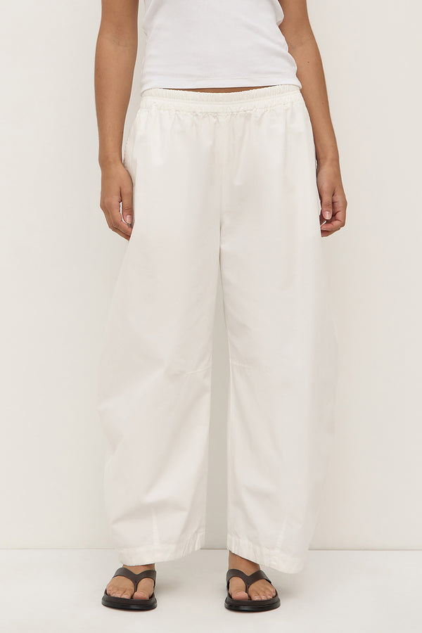 Lola Barrel Pant