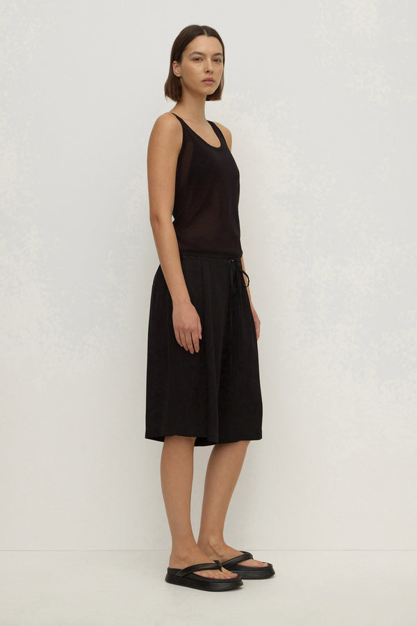 Amaris_Silk_Short_Black_2196