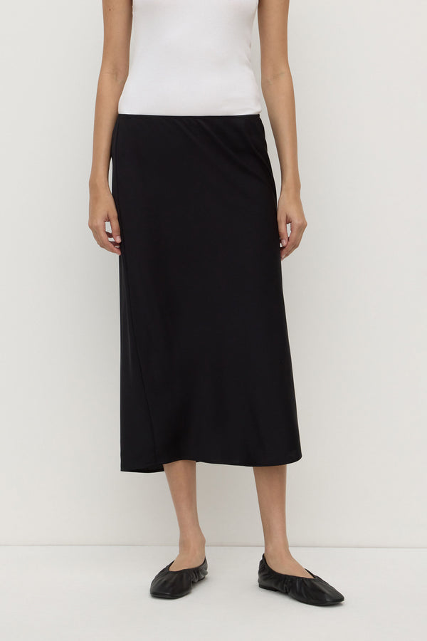 Amaris_Silk_Skirt_Black_2363