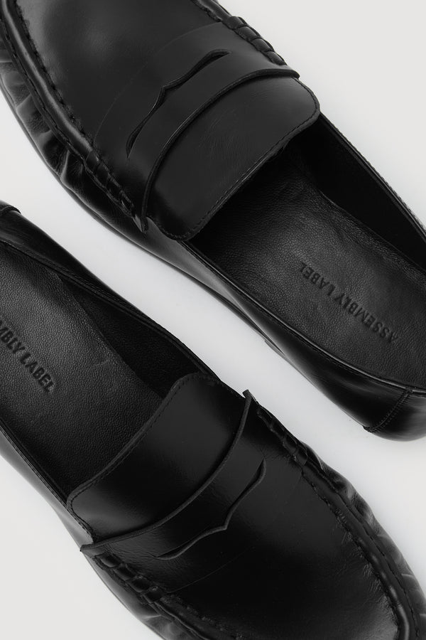 Avenue Leather Loafer