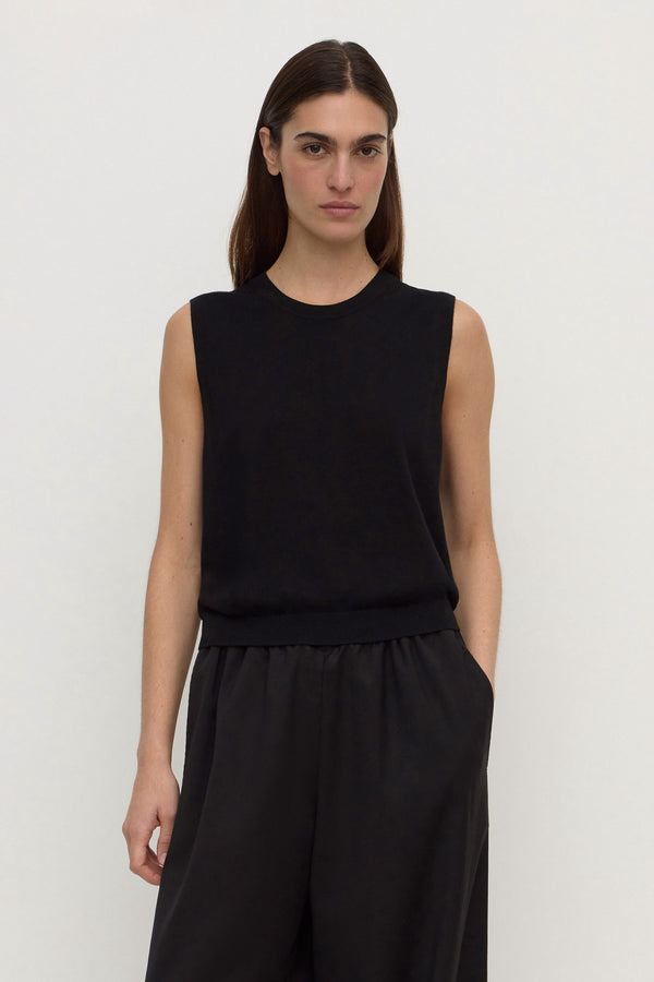Freya_Silk_Merino_Knit_Sleeveless_Crew_Black_1665