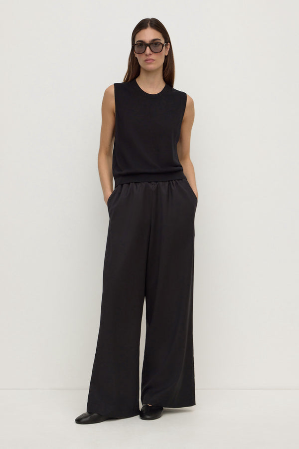 Freya_Silk_Merino_Knit_Sleeveless_Crew_Black_1674