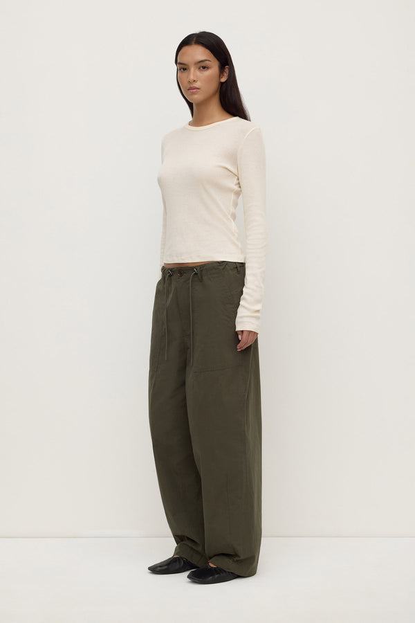 Gigi_Barrel_Pant_Dark_Military_1135