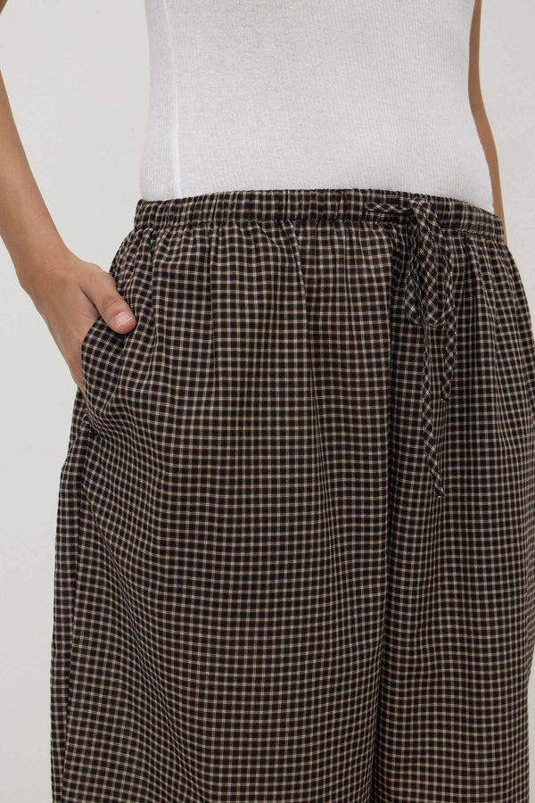 Harriet_Check_Short_Brown_Black_2031