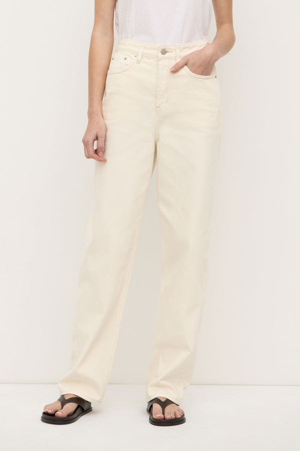 High Waist Straight Jean