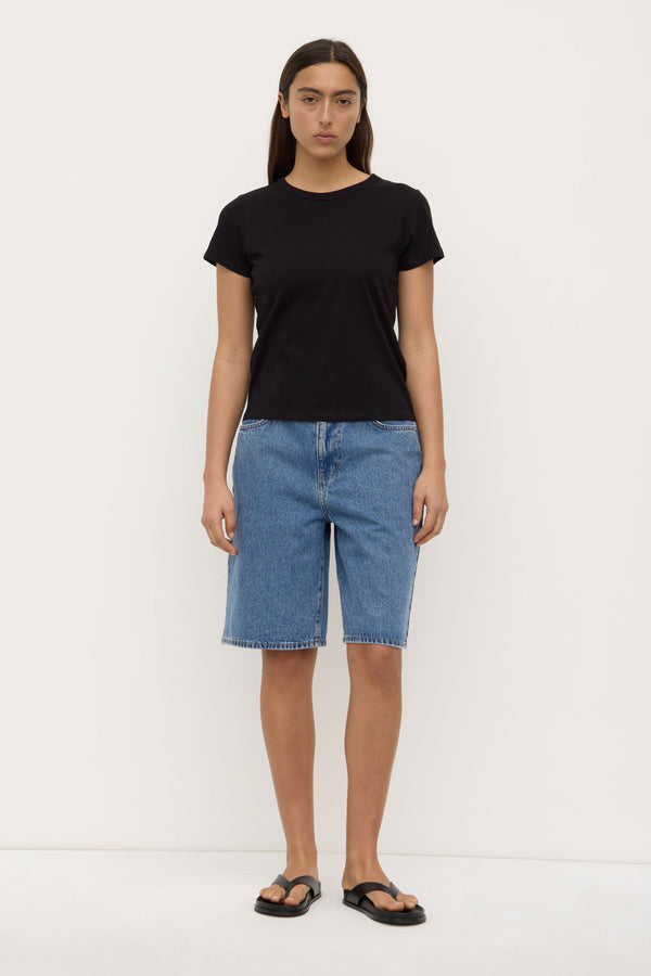 Indi_Short_Sleeve_Tee_Black_1377jpeg
