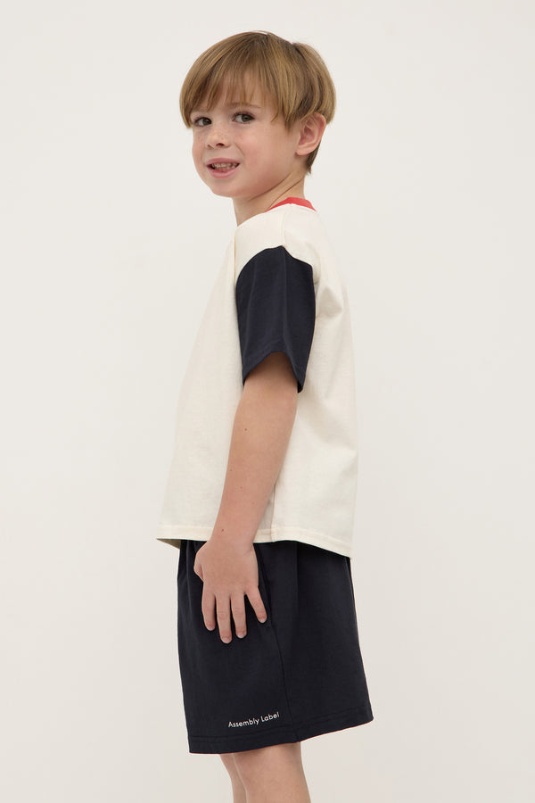 Kids_Eden_Tee_Pebble_True_Navy_0467
