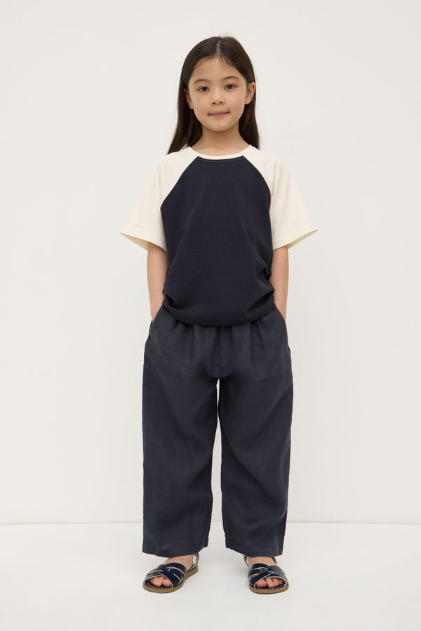 Kids_Oversized_Raglan_Short_Sleeve_Tee_True_Navy_Pebble_0252jpeg