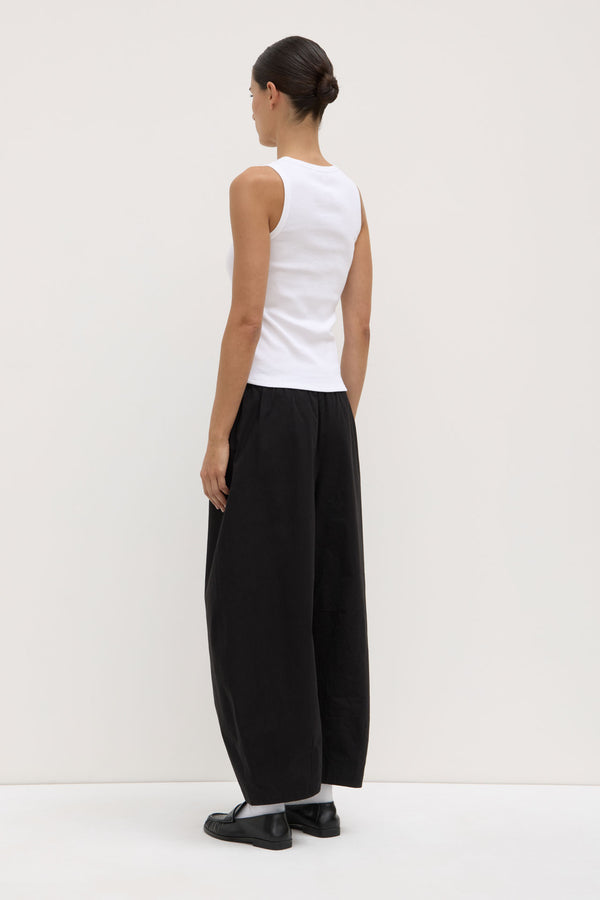 Lola_Barrel_Pant_Black_1614 1jpeg