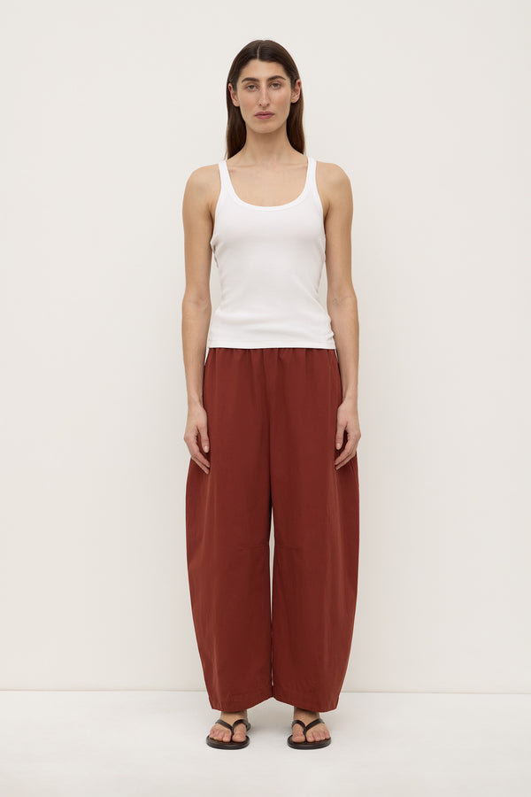 Lola_Barrel_Pant_Russet_0793