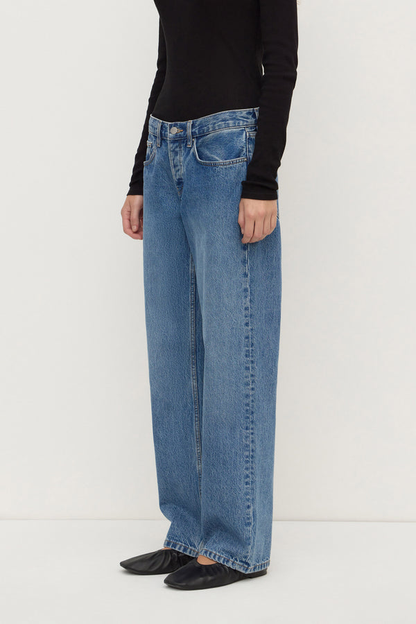 Low Rise Relaxed Jean