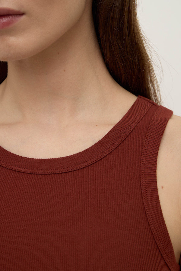 Lulu_Cropped_Tank_Russet_0873