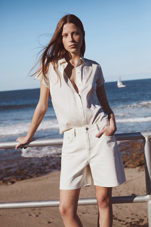 Mid Rise Vintage Denim Short