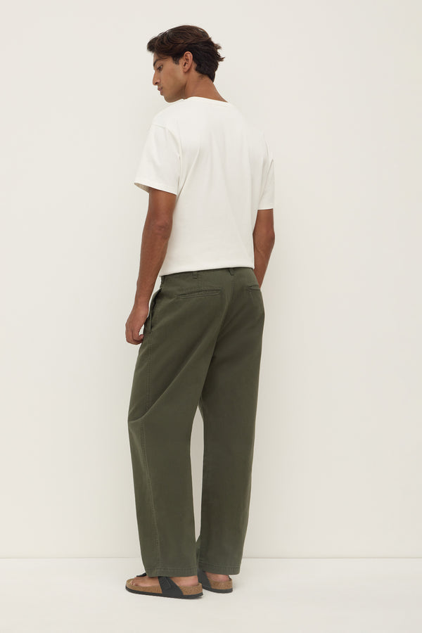 Miles_Pleated_Chino_Moss_0906