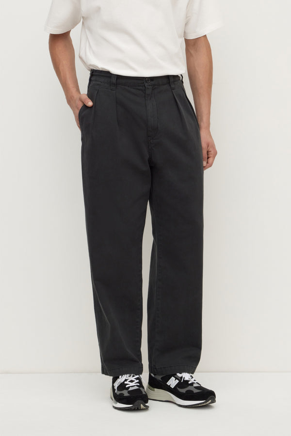 Miles Pleated Chino