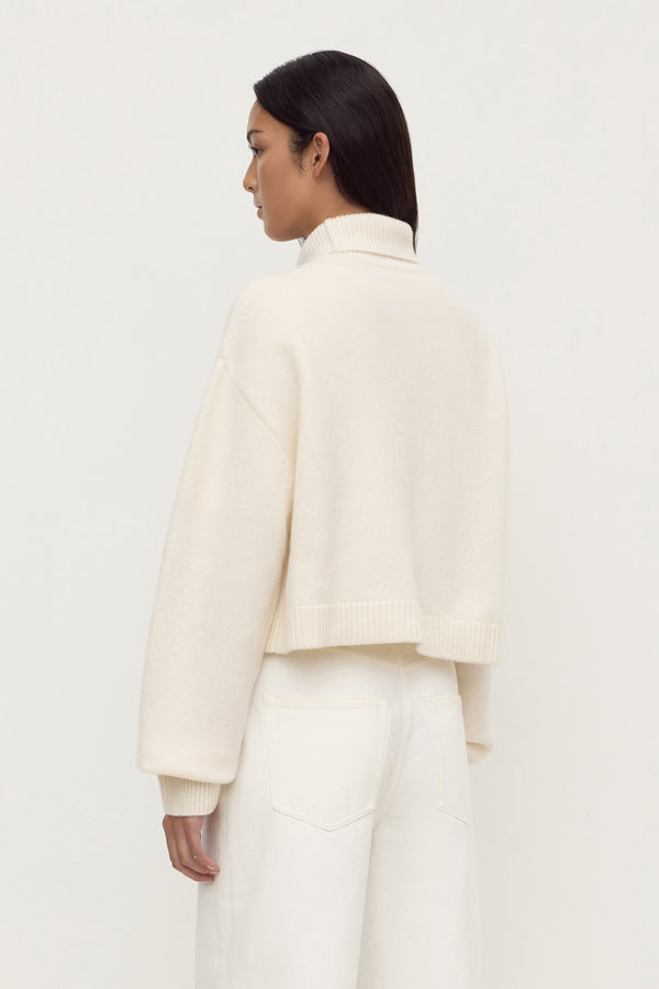 Paris_Wool_Cashmere_Knit_Turtleneck_White_1555