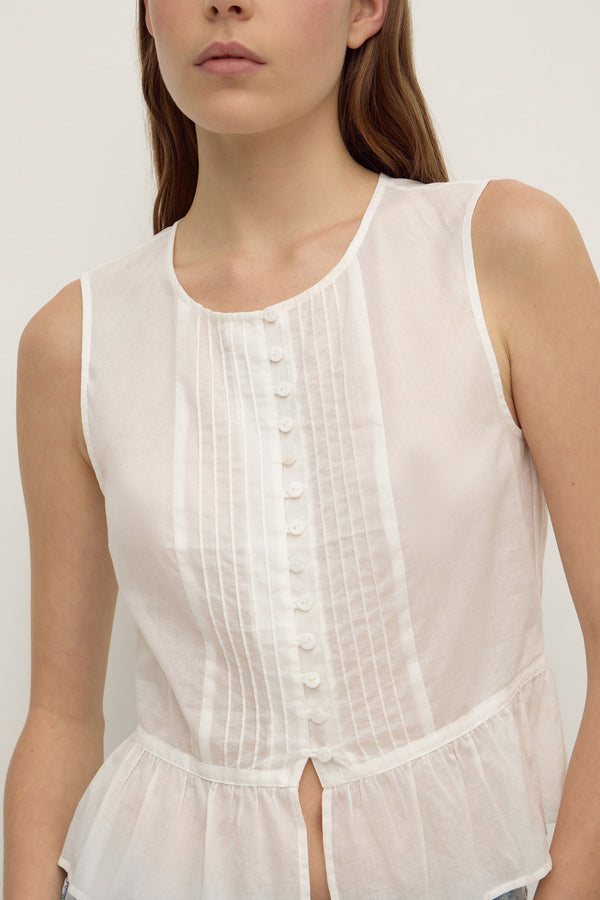 Quinn_Voile_Pleat_Top_White_1572