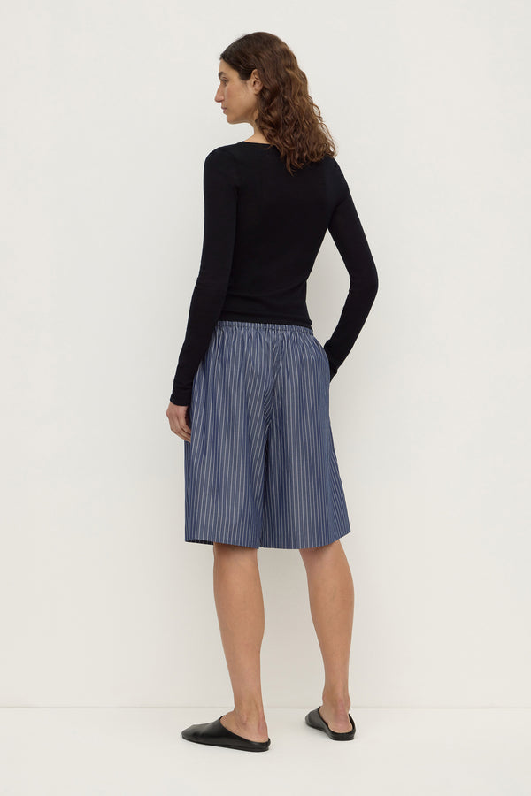 Tara_Cotton_Stripe_Short_Washed_Navy_Stripe_0570